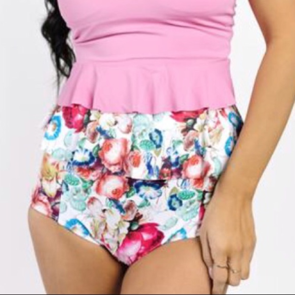 Vintage floral kJ peplum swim bottoms